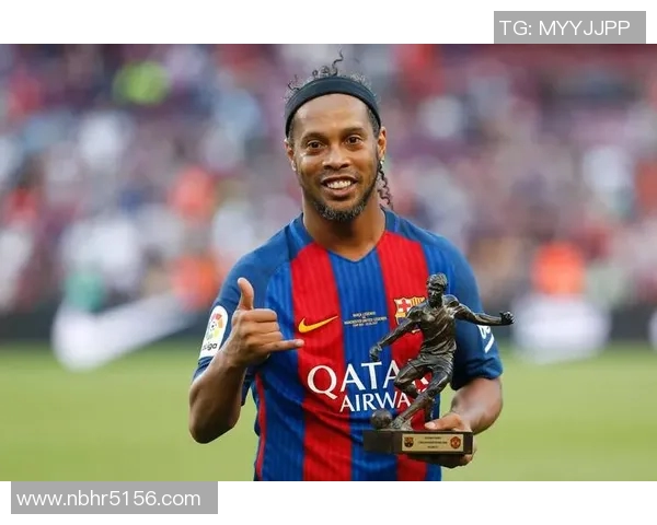 足球明星的传奇人生与奋斗历程全景揭秘 足球明星的传奇人生与奋斗历程全景揭秘