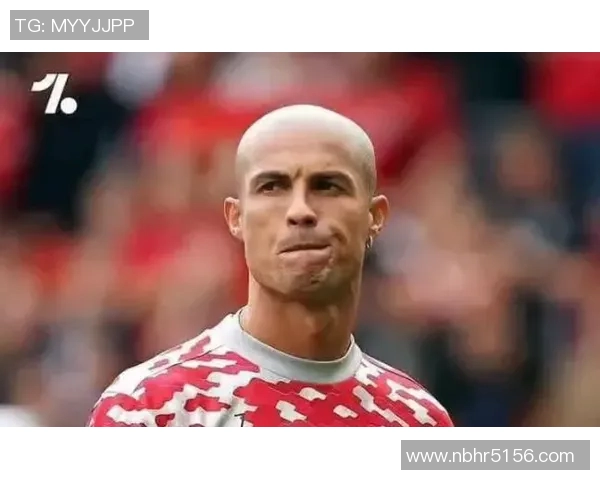 足球明星秃头现象揭秘谁是最新的秃头球员引发热议 足球明星秃头现象揭秘谁是最新的秃头球员引发热议